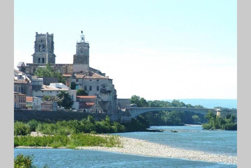 F1 Rez De Chaussee Au Coeur De Pont-Saint-Esprit Пон-Сент-Еспрі Екстер'єр фото